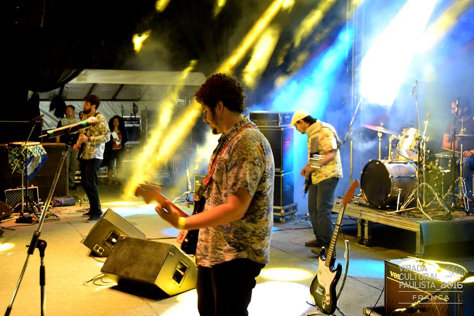 Magma Safari abriu os shows da Virada Cultural em Franca (Foto: Adriano Crisóstomo)